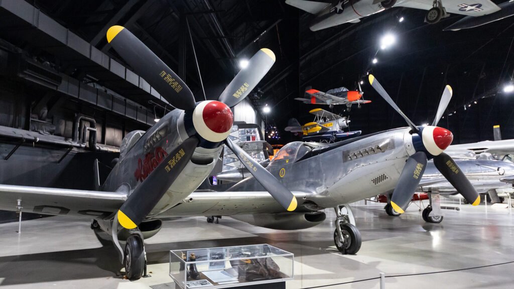 Que savoir sur le National Museum of the U.S. Air Force à Dayton, OH 1 avion emblematique au national museum of the u s air force