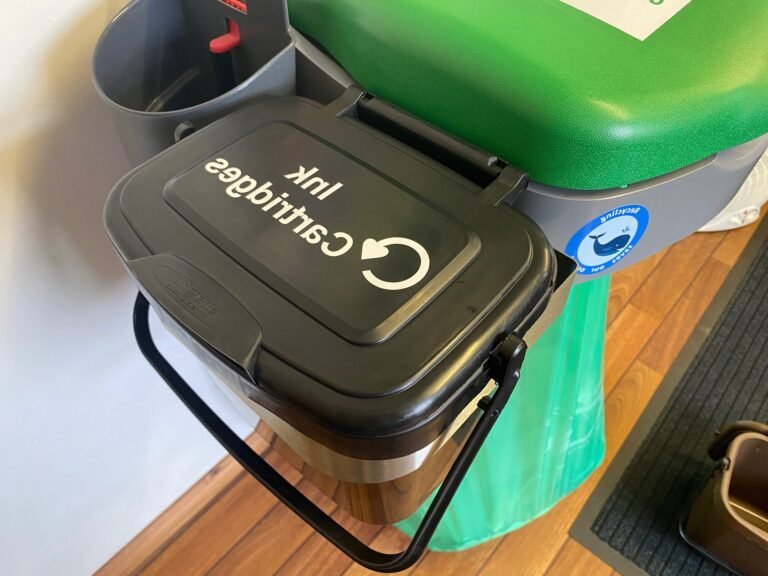 Quelle association récupère les cartouches d'encre usagées près de chez vous 13 bac de recyclage pour cartouches dencre