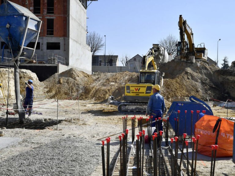 Quel est l'impact du bec J net sur les gros travaux 22 bec j net en action sur un chantier