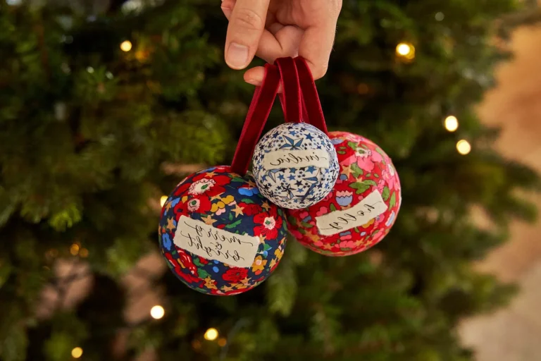 boules de noel colorees et originales