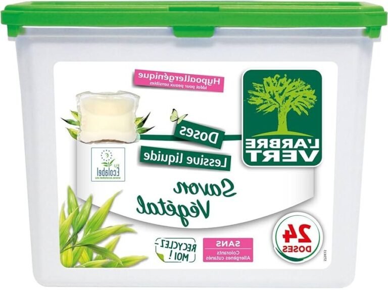 bouteilles de lessive larbre vert en nature