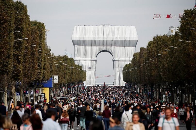 Où trouver les meilleurs bureaux de change sur les Champs-Élysées à Paris 4 Où trouver les meilleurs bureaux de change sur les Champs-Élysées à Paris