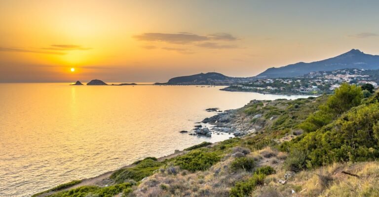 camping en bord de mer a lile rousse