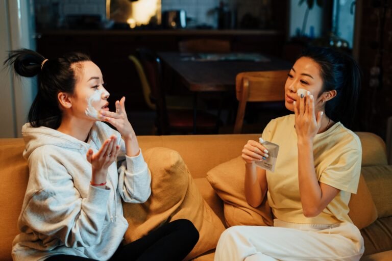 Pourquoi mon colocataire fait-il tant de cinéma chez nous 17 colocataires en pleine discussion animee