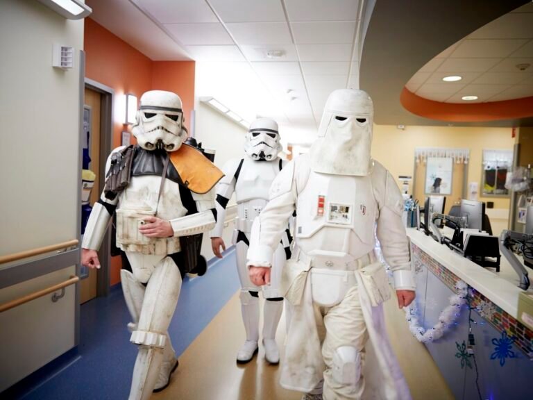 Comment créer un costume de Jedi Obi-Wan Kenobi facilement 19 costume jedi sur fond datelier creatif