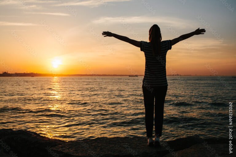 Qu'est-ce qui rend la série télévisée One Tree Hill si mémorable 43 des adolescents sur fond de coucher de soleil