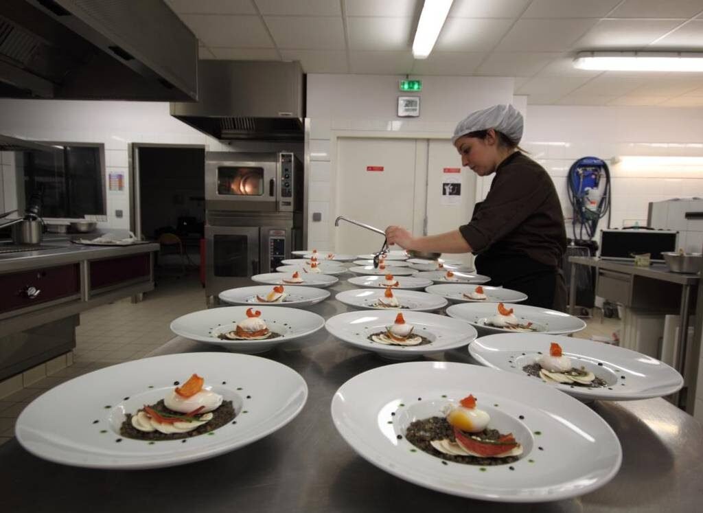 Pourquoi choisir le Lycée Hôtelier de Tain l'Hermitage pour votre formation 7 Pourquoi choisir le Lycée Hôtelier de Tain l’Hermitage pour votre formation