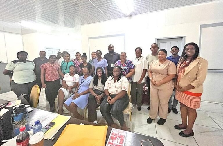 La formation SST est-elle vraiment obligatoire pour tous les employés 5 employes en formation de securite au travail