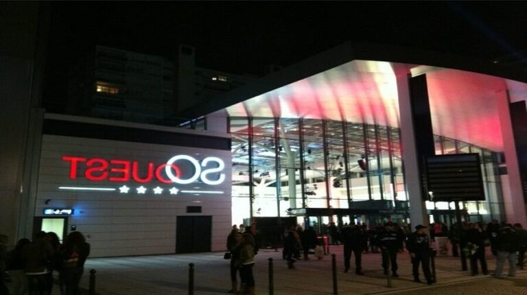 entree du centre commercial so ouest