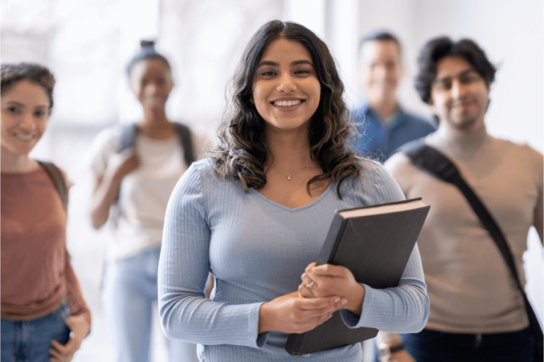 etudiant en alternance en pleine activite