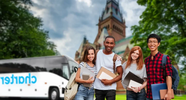 Qu'est-ce que l'École Supérieure des Transports et ses formations 2 etudiants en transport sur un campus moderne