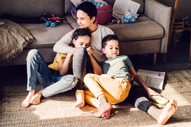 Comment fonctionne la garde alternée un week-end sur deux 7 famille partageant un week end en alternance