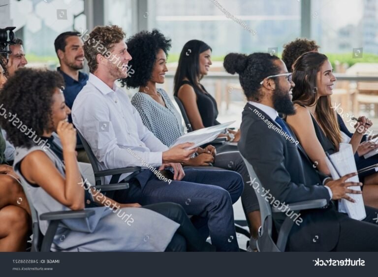 Quel est le rôle des centres de formation pour les sans-papiers 30 groupe de personnes en formation professionnelle