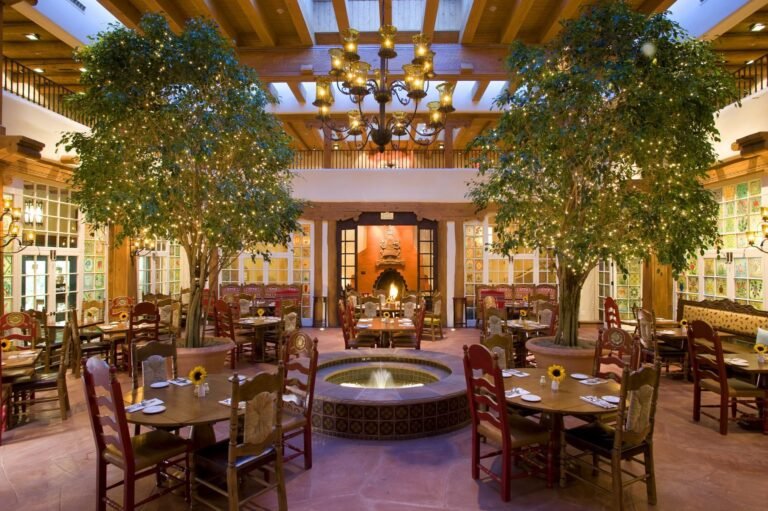 hotel santa fe avec decor mexicain colore