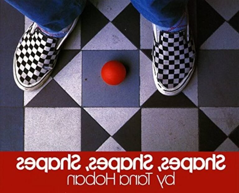 Que sait-on sur l'œuvre de Tana Hoban en blanc sur noir 32 illustration dun livre de tana hoban