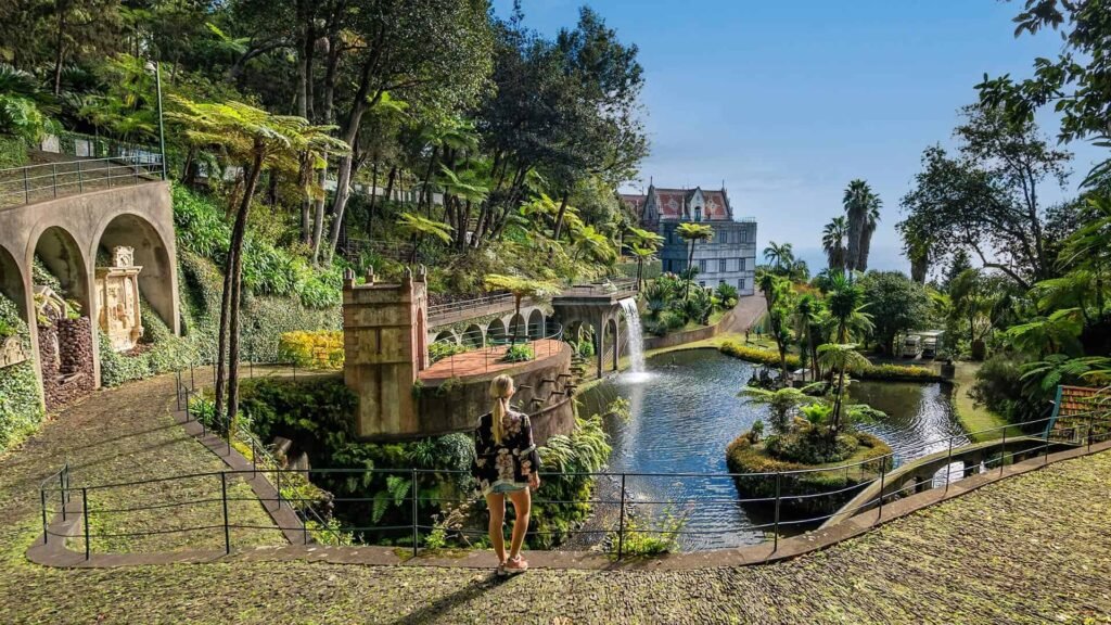 Pourquoi visiter le Monte Palace Tropical Garden à Funchal 1 jardin tropical luxuriant a funchal