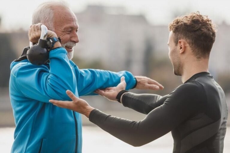 jeune en formation aupres dune personne agee