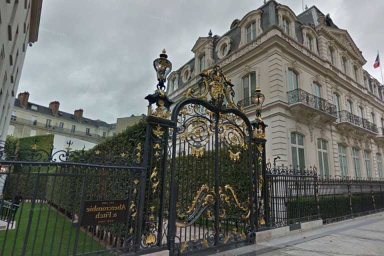 magasin abercrombie fitch sur champs elysees