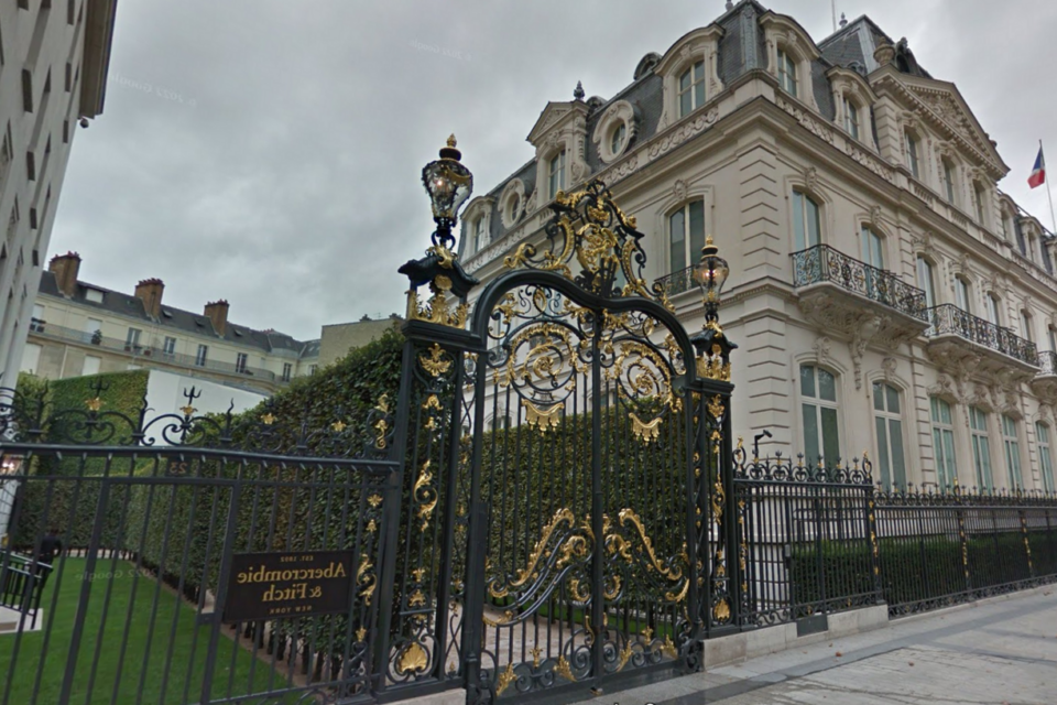 Où se trouve le magasin Abercrombie & Fitch sur les Champs-Élysées 5 Où se trouve le magasin Abercrombie & Fitch sur les Champs-Élysées