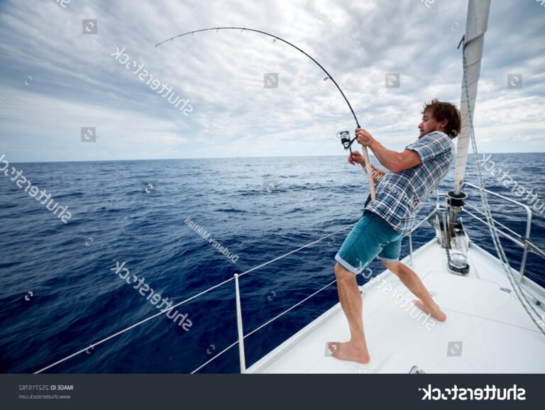 Quels métiers de la mer peut-on exercer sans avoir de diplôme 22 pecheur sur un bateau en pleine mer