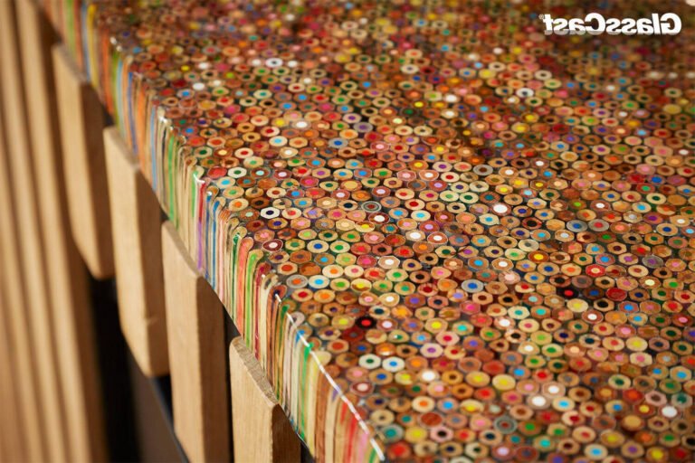 Comment utiliser la perle au fer à repasser pour des créations 44 perles colorees sur plan de travail creatif