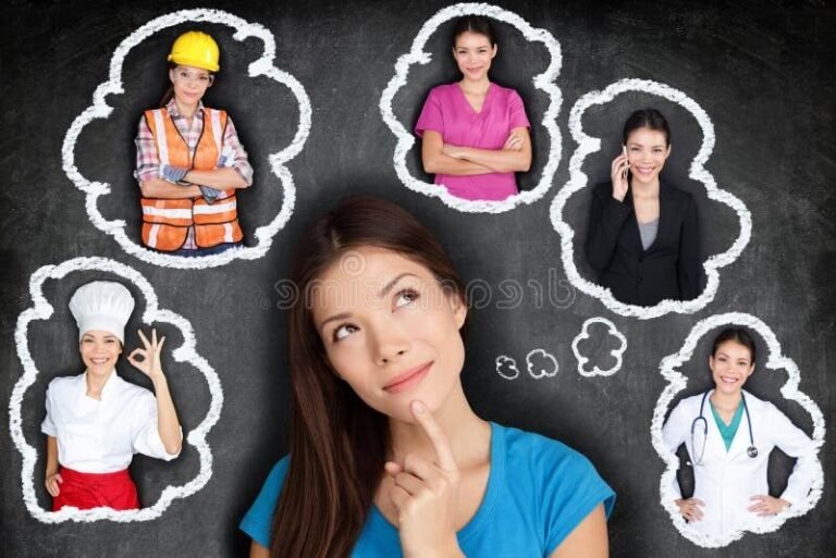 personne reflechissant devant un choix professionnel