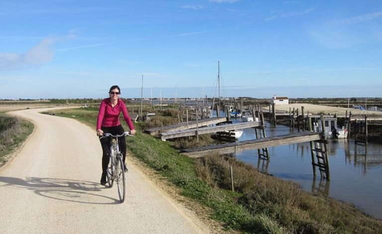 piste cyclable entre la rochelle et lile de re