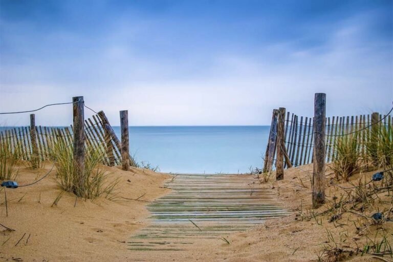 Comment profiter au mieux de votre visite d'une journée à l'île d'Oléron 27 plage ensoleillee de lile doleron