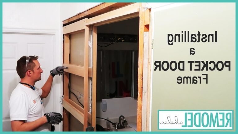 porte escamotable souvrant dans le mur