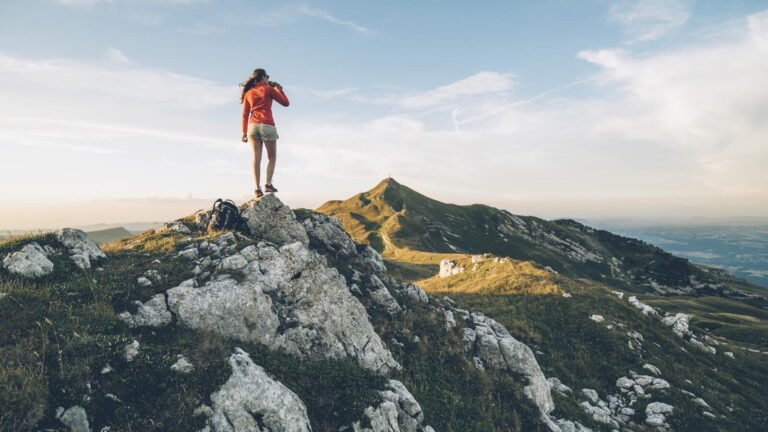 randonnee en montagne dans le haut jura