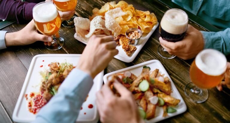 repas et animations dans un bar convivial