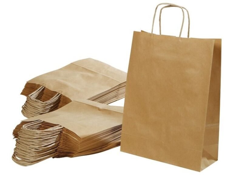 Pourquoi choisir un sac papier kraft grand format pour vos besoins 9 sac papier kraft grand format en utilisation