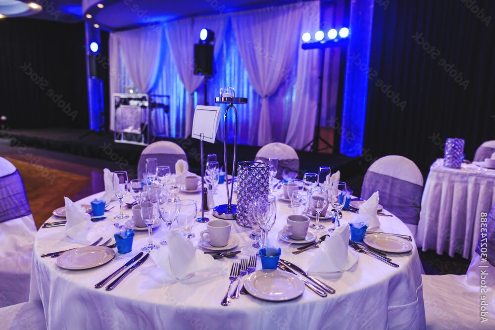 Où fêter un anniversaire d'adulte : idées de lieux originales 1 salle de fete elegante avec decoration moderne