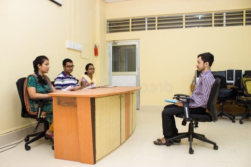 Comment se déroule le recrutement des enseignants dans le secteur privé