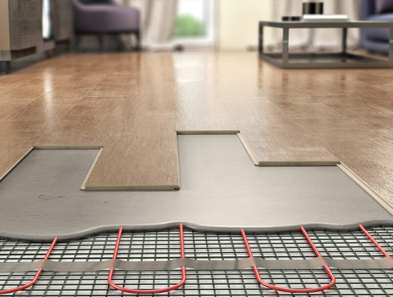 sol en bois sur chauffage au sol