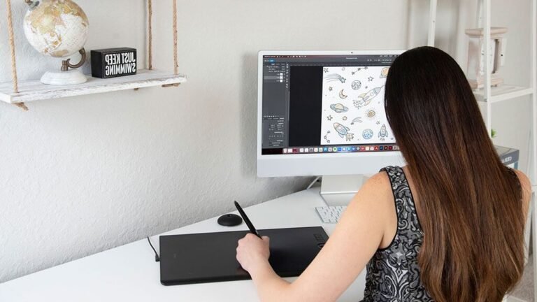 tablette wacom intuos pro sur un bureau