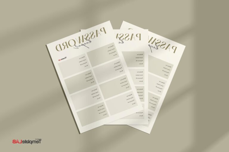 un carnet a mots de passe ouvert sur une table