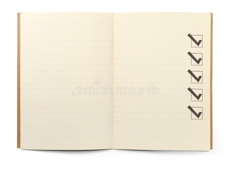 un carnet ouvert avec des cases a cocher