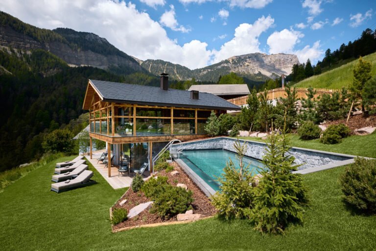 un chalet pittoresque dans les alpes du sud