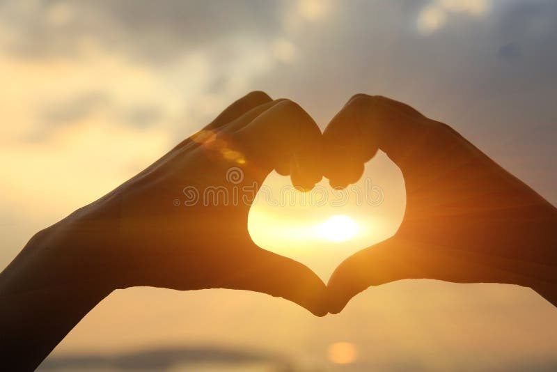 Comment la phrase « Aime-toi et la vie suivra » peut-elle transformer votre vie