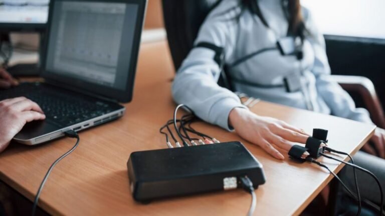 Comment reconnaître une fake news et éviter de se faire tromper 19 un detecteur de mensonges moderne