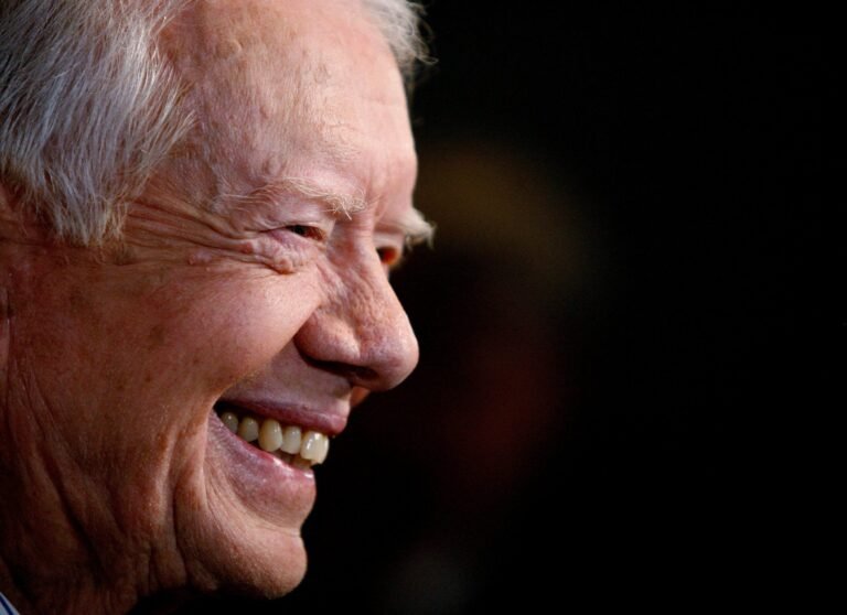 un portrait de jimmy dans un cadre convivial