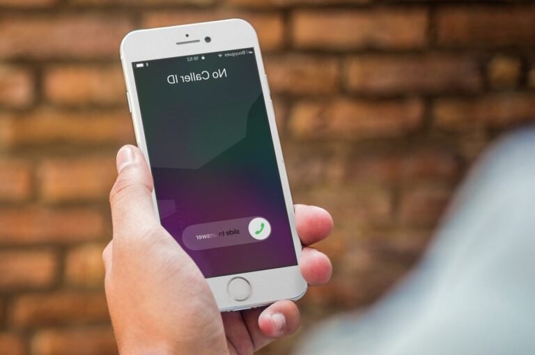 Comment envoyer un message avec un numéro masqué sur votre téléphone 42 un telephone affichant un appel masque