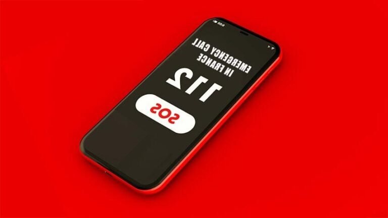 un telephone avec le numero 112 affiche