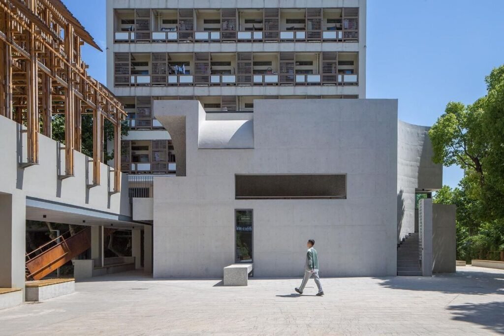Comment ouvrir une galerie d'art avec succès et attirer des visiteurs 4 Comment ouvrir une galerie d’art avec succès et attirer des visiteurs