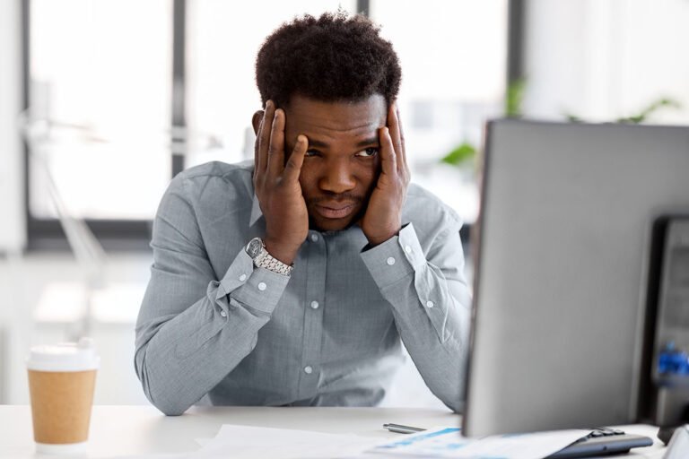 Peut-on réellement porter plainte pour harcèlement moral au travail 36 une personne stressee au bureau