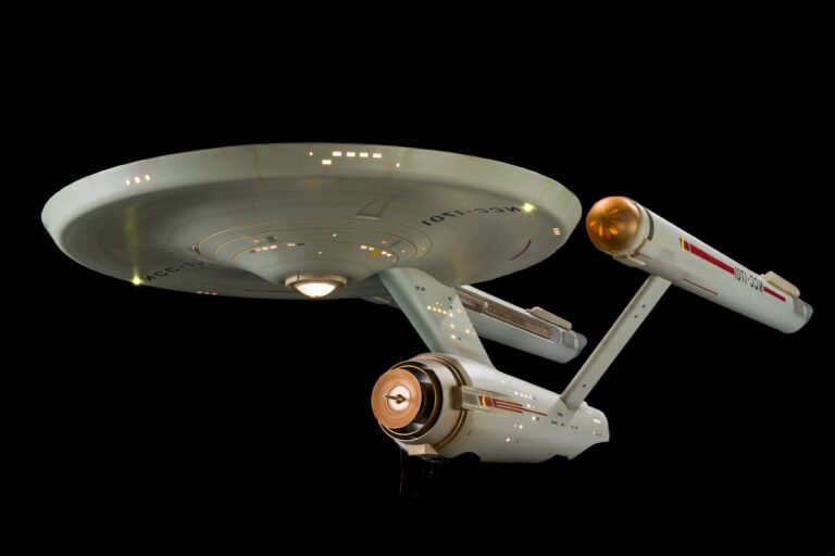 Que trouver dans la boutique de Star Trek Fleet Command 22 vaisseaux spatiaux emblematiques de star trek