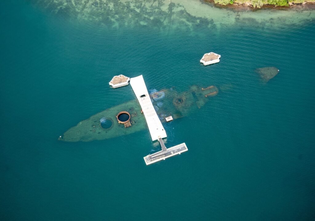 vue du memorial uss arizona a pearl harbor