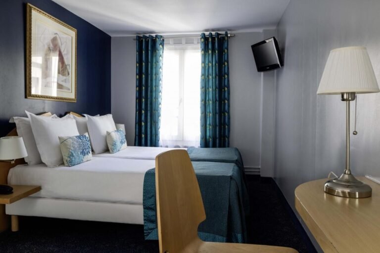 Quels sont les avis sur le Grand Hôtel du Calvados à l'Opéra 32 vue elegante du grand hotel du calvados