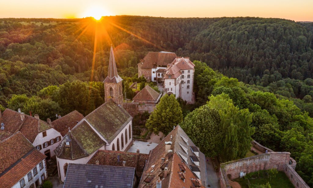 Où se trouve le restaurant Au Lion d’Or à La Petite Pierre